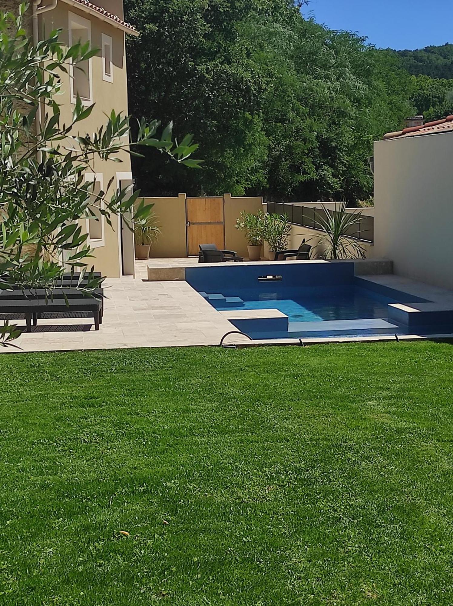 Apparts'Hotel La Ferme Du Gros Noyer Malaucene Ngoại thất bức ảnh